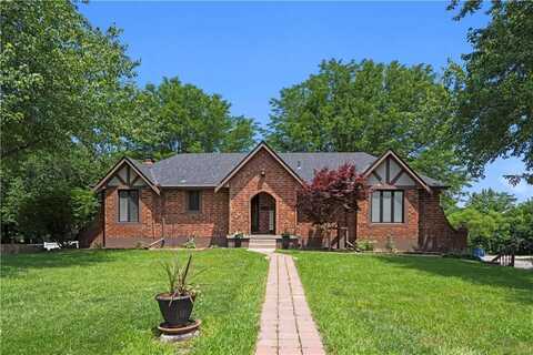 1504 NE Continental Circle, Lees Summit, MO 64086