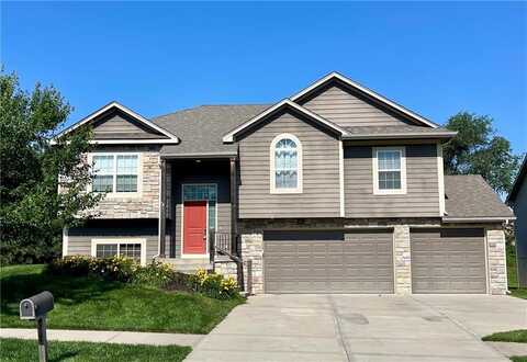 4936 Parkway Drive, Leavenworth, KS 66048