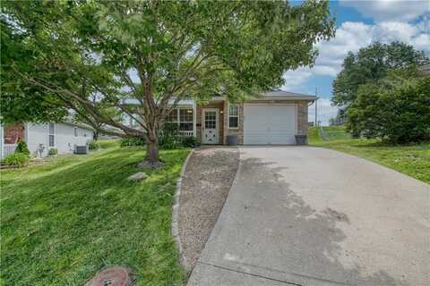 1913 S Viking Court, Independence, MO 64057