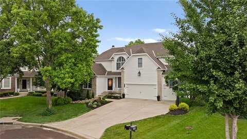 5209 W 161st Street, Overland Park, KS 66085
