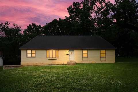 11013 Beacon Avenue, Kansas City, MO 64134
