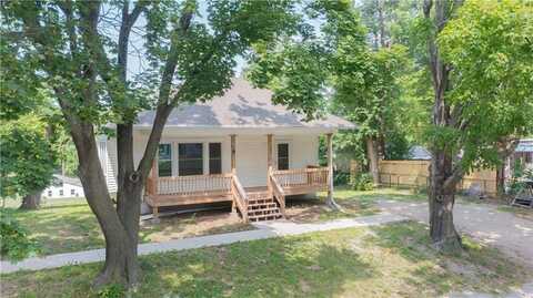 303 N Main Street, Oregon, MO 64473