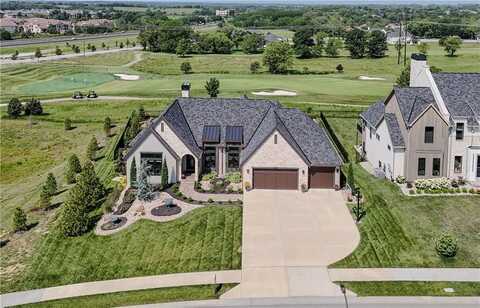 8512 N Booth Avenue, Kansas City, MO 64157