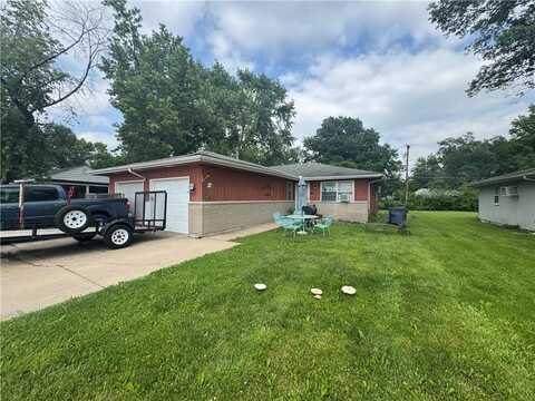 1020 S Pitt Street, Olathe, KS 66061