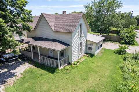 415 W 2nd Street, Cherryvale, KS 67335
