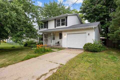 175 Prairie Ridge Ct, NorthLiberty, IA 52317