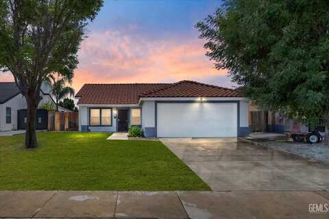 719 Baldwin Farms Drive, Bakersfield, CA 93307