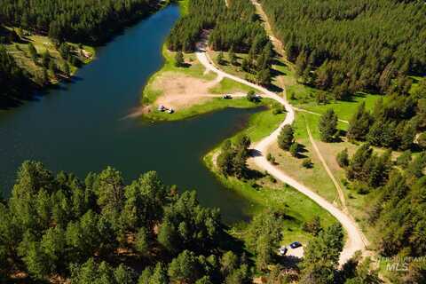 63 Price Loop, Cascade, ID 83611