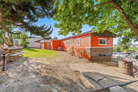 20106 Lower Pleasant Ridge Rd., Caldwell, ID 83607