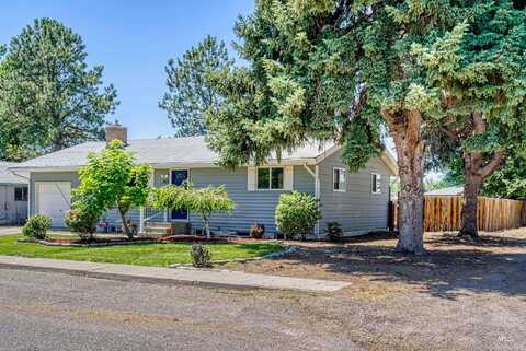 413 S Minnesota Ave, Fruitland, ID 83619