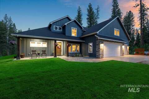 11 Crescent Cir, Idaho City, ID 83631