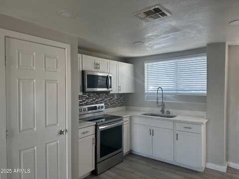 5113 N 17TH Avenue, Phoenix, AZ 85015