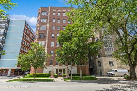1426 CHICAGO Avenue, Evanston, IL 60201