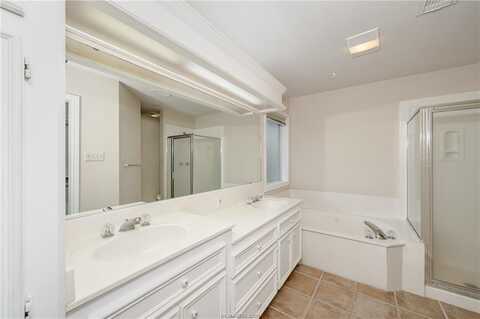 705 Summerglen Drive, College Station, TX 77840