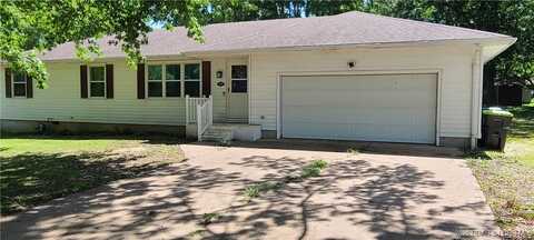 508 Hunter Street N, Versailles, MO 65084