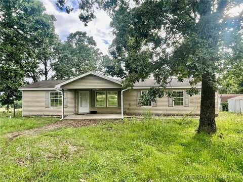 4712 Camden Line Road, Lebanon, MO 65536
