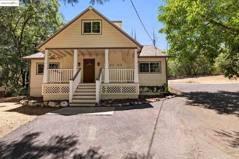 11785 Powderhouse Street, Groveland, CA 95321