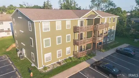 3230 E John Hinkle Place, Bloomington, IN 47408