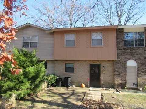 2702 John Ashley Dr., North Little Rock, AR 72114