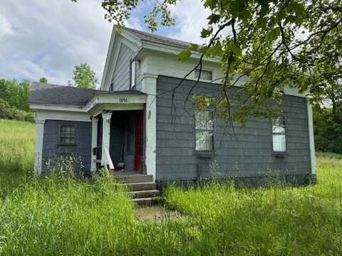 270 County Highway 54, Spring Valley, NY 13320