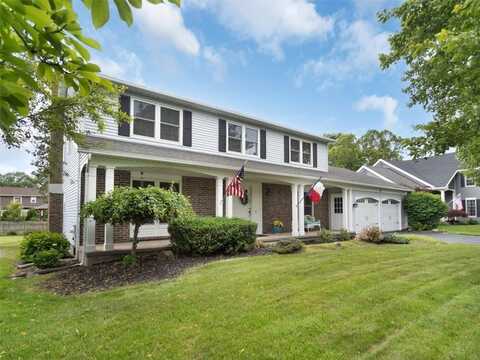 27 Black Spruce Court, Greece, NY 14616