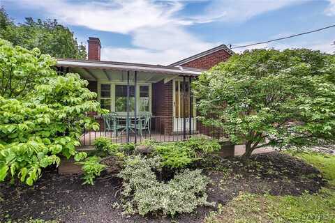 807 Maple Avenue, Niagara Falls, NY 14305