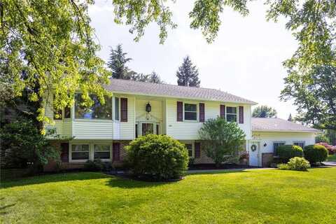 589 Heritage Drive, Greece, NY 14615