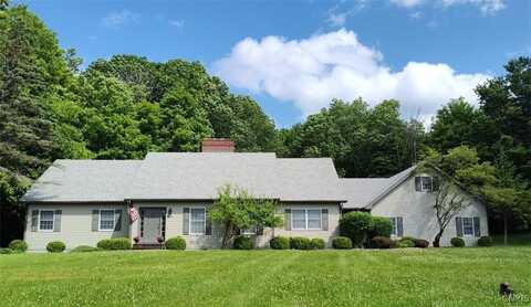 8074 Irish Mist Lane, Manlius, NY 13104