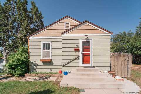 1714 DUNN AVE, Cheyenne, WY 82001