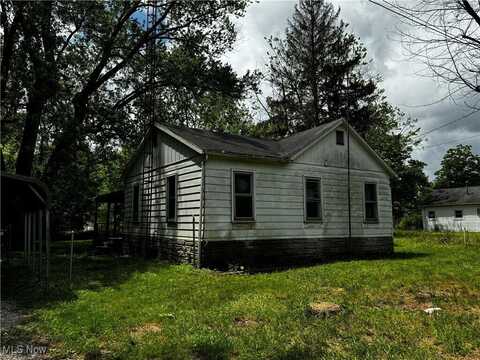 335 W NEW YORK AVENUE, SEBRING, OH 44672