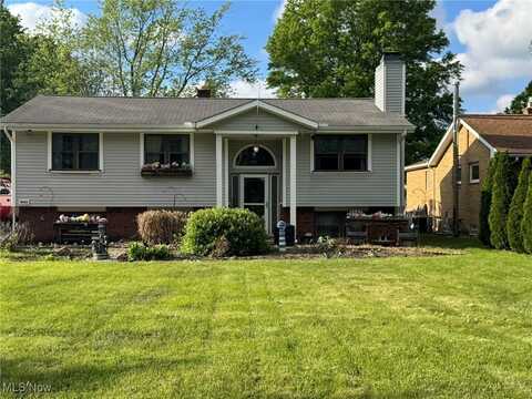 20684 ALBION ROAD, STRONGSVILLE, OH 44149