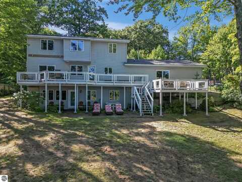 398 HIGH VIEW ROAD, TRAVERSE CITY, MI 49696