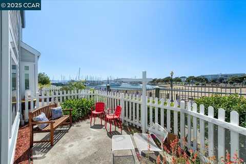 609 Commodore Dr, Richmond, CA 94804