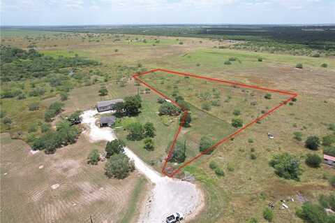 1500 Lois, Skidmore, TX 78389