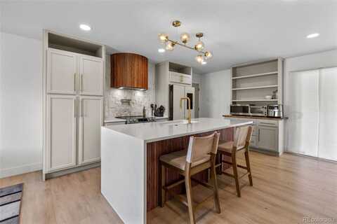 690 S Newark Court, Aurora, CO 80012
