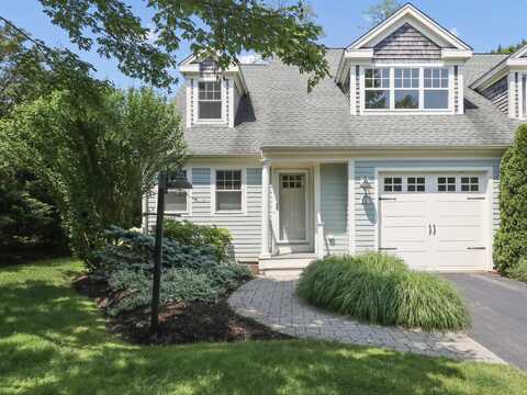 21 Pine Street, North Falmouth, MA 02556