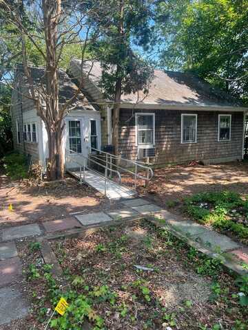 60 Baxter, West Yarmouth, MA 02673
