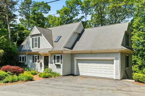 152 Algonquin Avenue, Mashpee, MA 02649