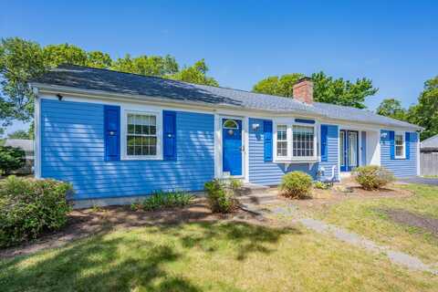 19 Village Brook Road, South Yarmouth, MA 02664