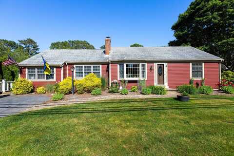 128 South Sea Avenue, West Yarmouth, MA 02673