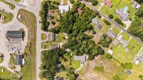 690 Chatham Street, Newport, NC 28570