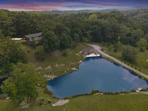 35640 Vickers Road, Logan, OH 43138