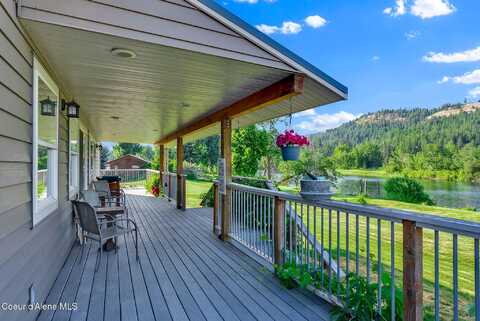1600 Shepherd Rd, Saint Maries, ID 83861
