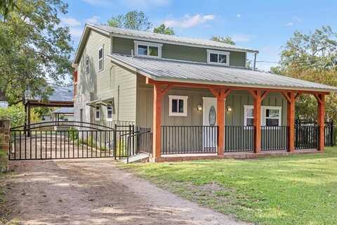 313 Hackberry St, Fredericksburg, TX 78624