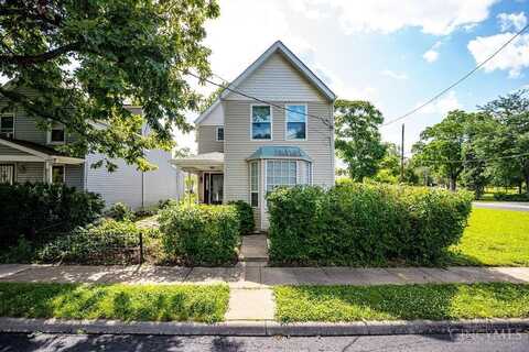 711 Van Roberts Place, Wyoming, OH 45215