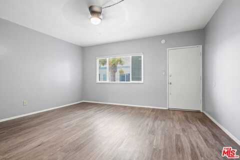 115 N Oak St, Inglewood, CA 90301