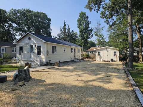 704 E Tampa, Villas, NJ 08251