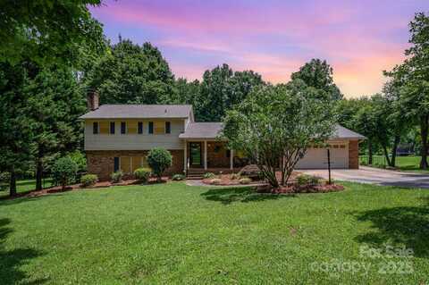 2109 Quail Drive NW, Concord, NC 28027