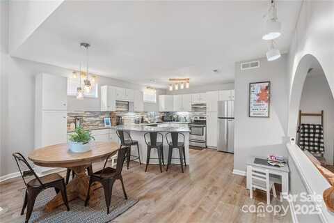 1420 11th Street Drive NW unit: 15, Hickory, NC 28601