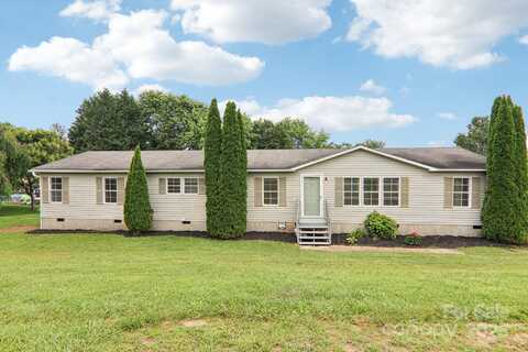 18 Sweet Briar Path Way, Hendersonville, NC 28792